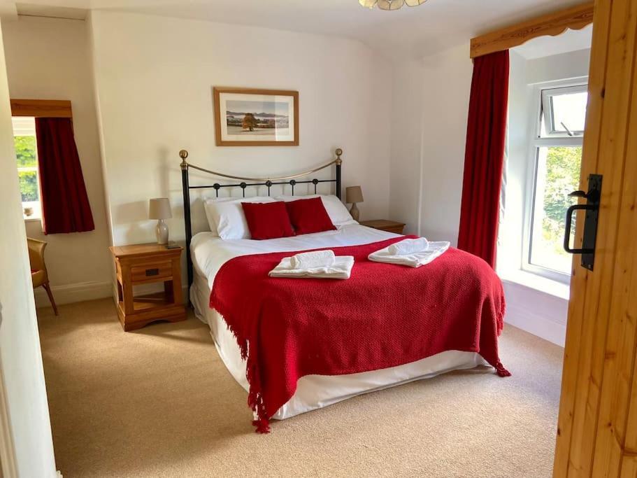 Scenic Welsh Cottage In The Brecon Beacons Crickhowell Exterior photo